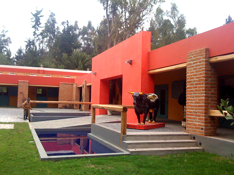 RESIDENCIA PARTICULAR / Quito.