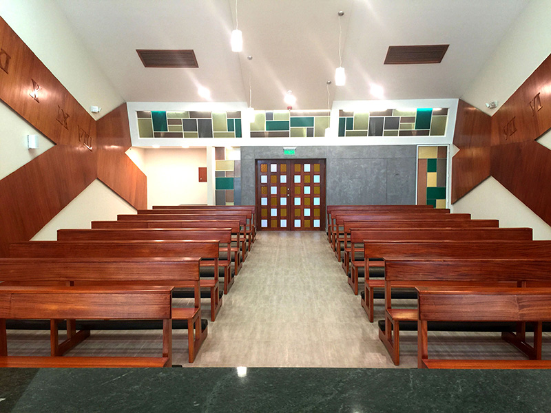 CAPILLA DE LA MISERICORDIA / CCI-Quito.