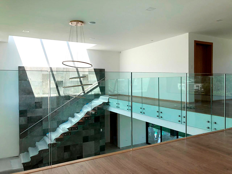 RESIDENCIA PARTICULAR / Quito.