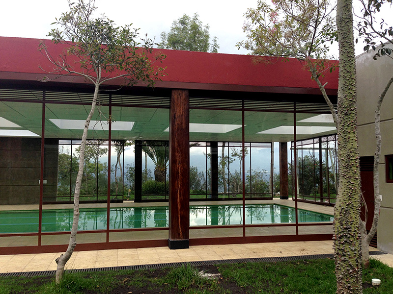 RESIDENCIA PARTICULAR / Quito.